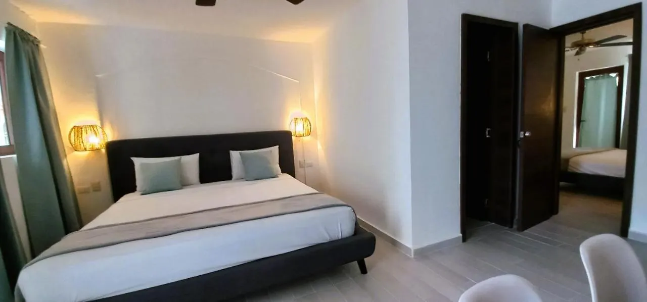 La Piazzetta Suites Punta Cana Beach - Los Corales Village 0*,  Dominikánská republika